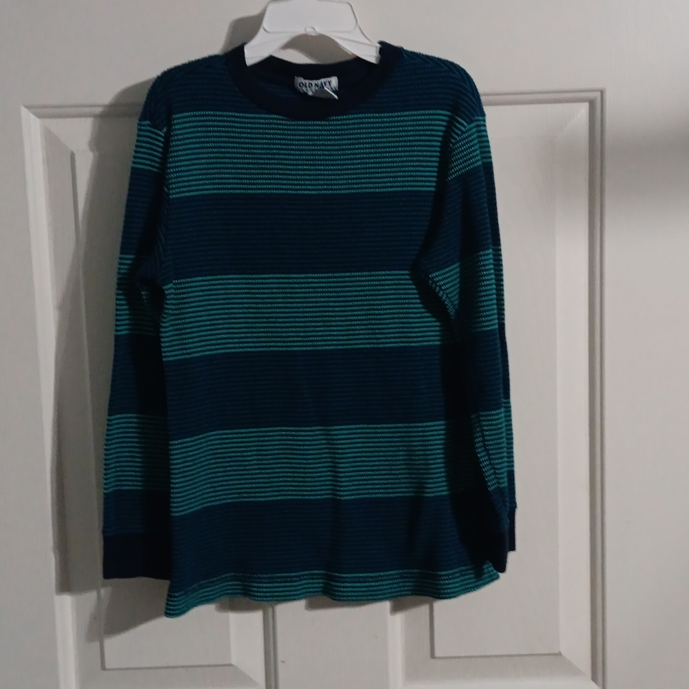 Old Navy long sleeve shirt